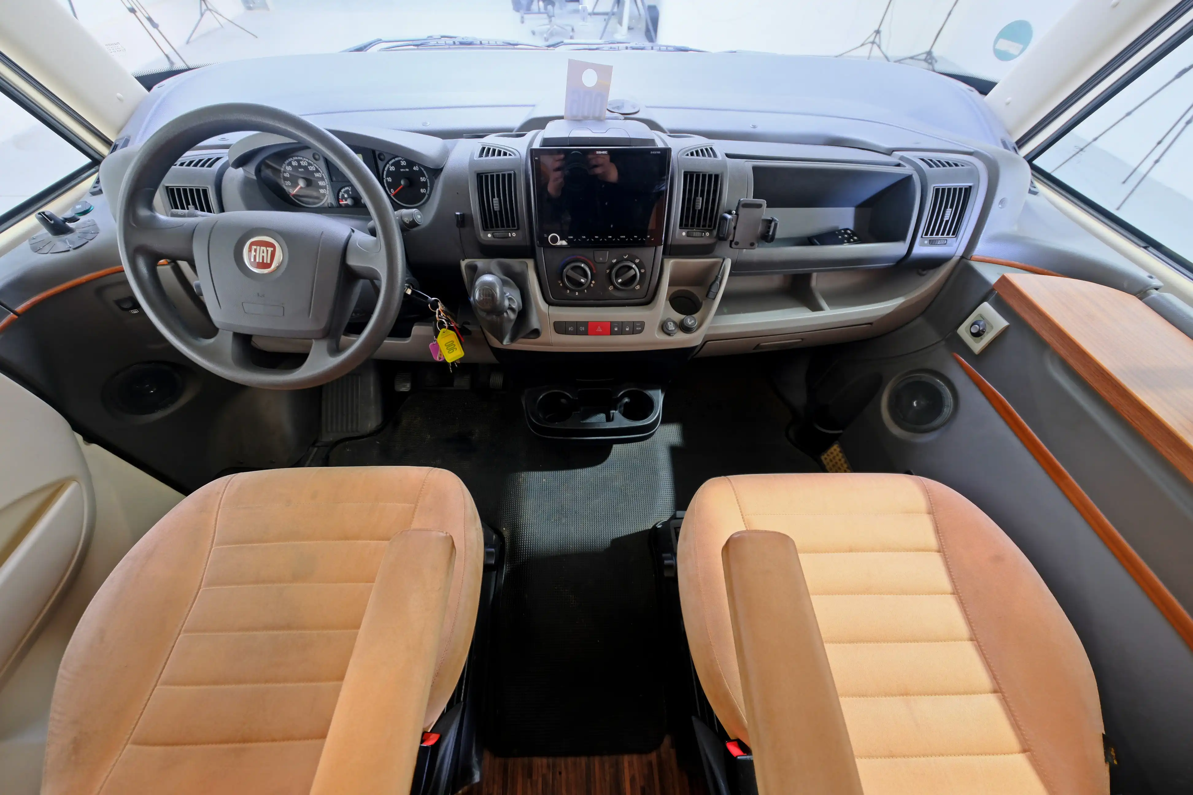 HYMER-ERIBA B 614 CL